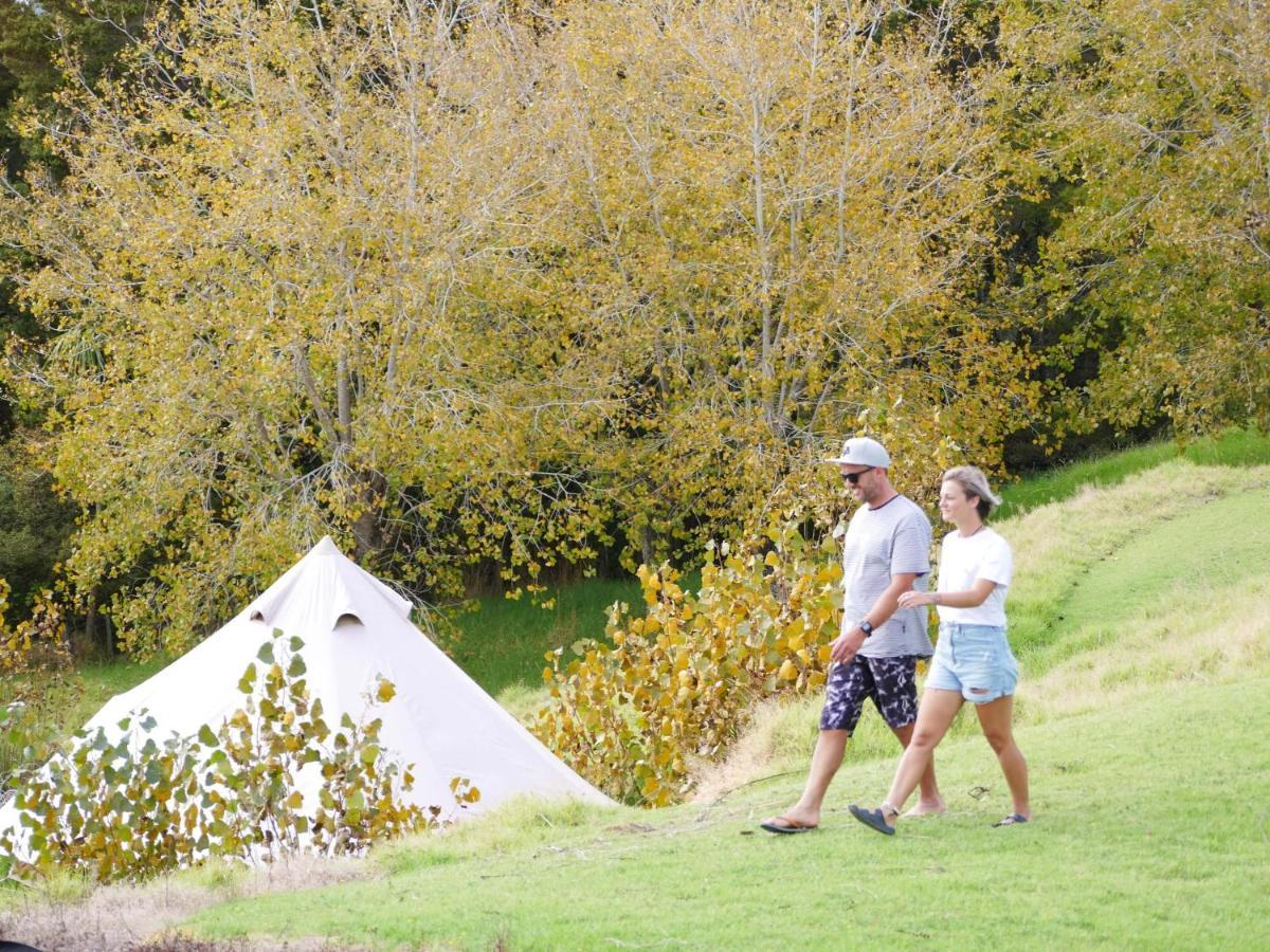 Aotearoa Surf Eco Pods Hotel Te Arai ภายนอก รูปภาพ