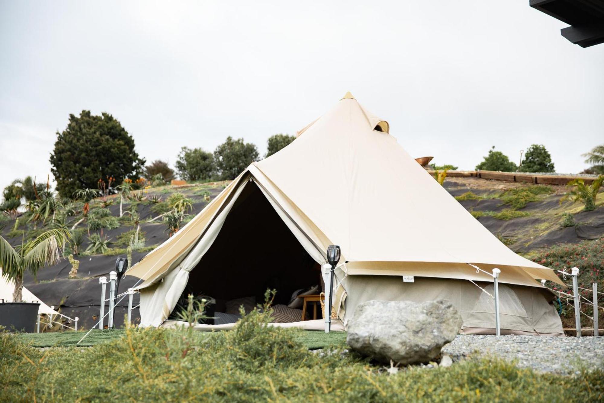 Aotearoa Surf Eco Pods Hotel Te Arai ภายนอก รูปภาพ