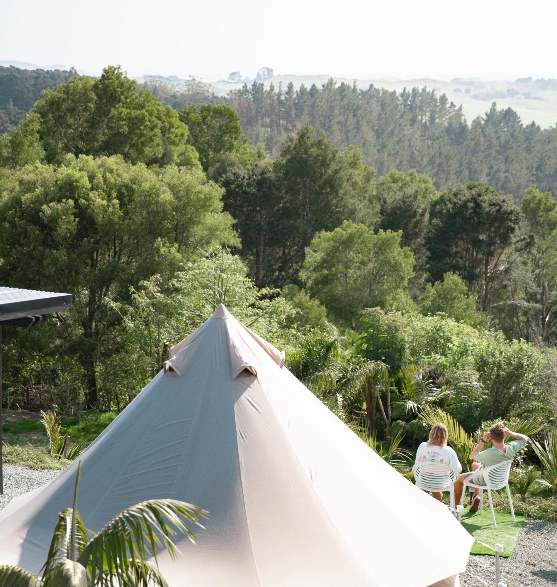 Aotearoa Surf Eco Pods Hotel Te Arai ภายนอก รูปภาพ