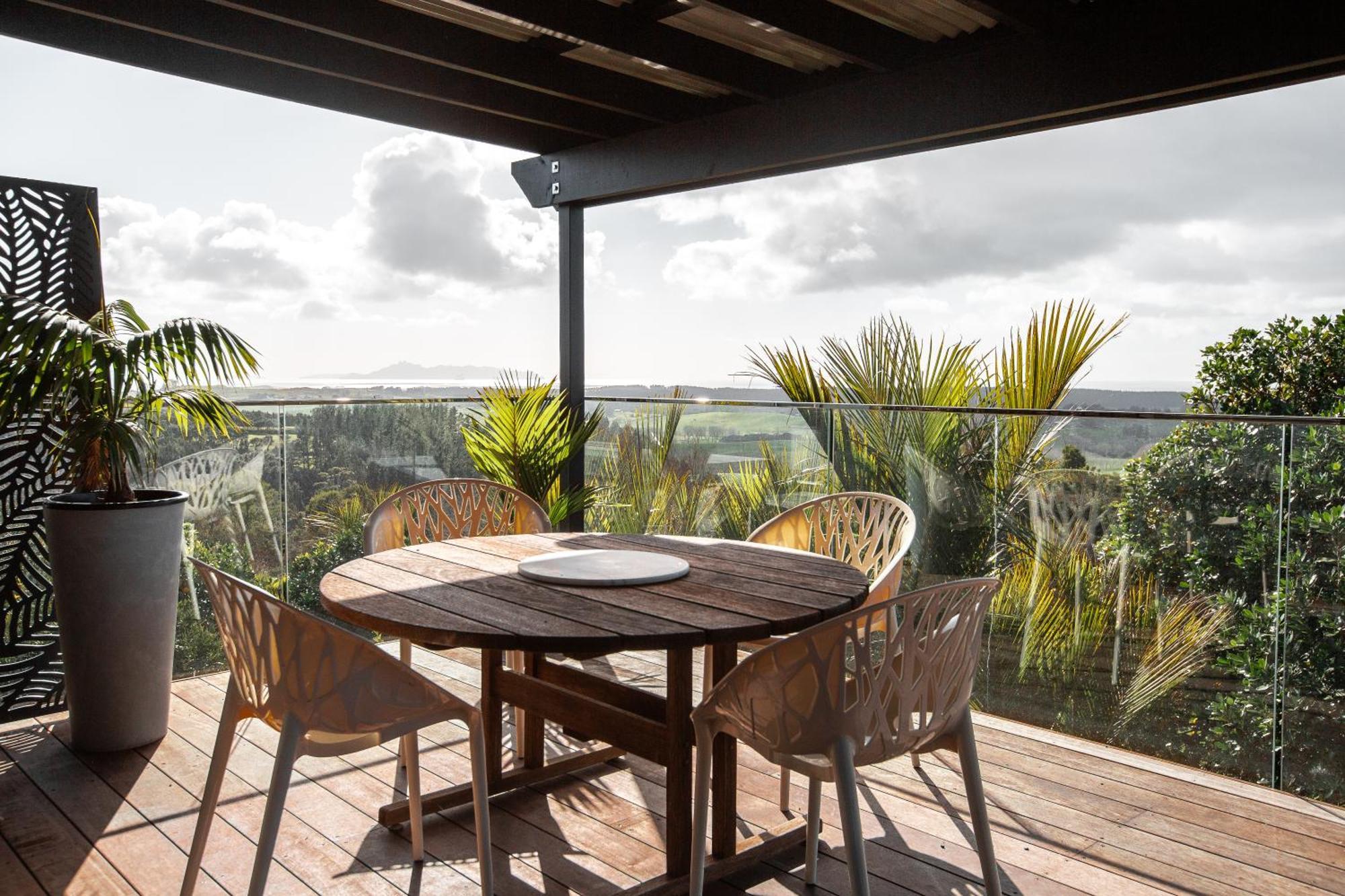 Aotearoa Surf Eco Pods Hotel Te Arai ภายนอก รูปภาพ
